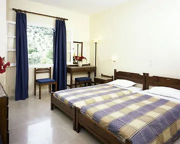 Frosini Gardens מלון קאסיופי