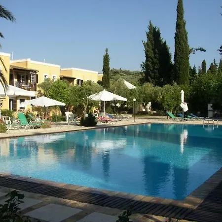 Frosini Gardens מלון